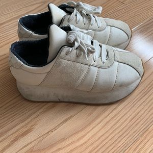 💥SOLD💥 Marni White Bigfoot Sneakers